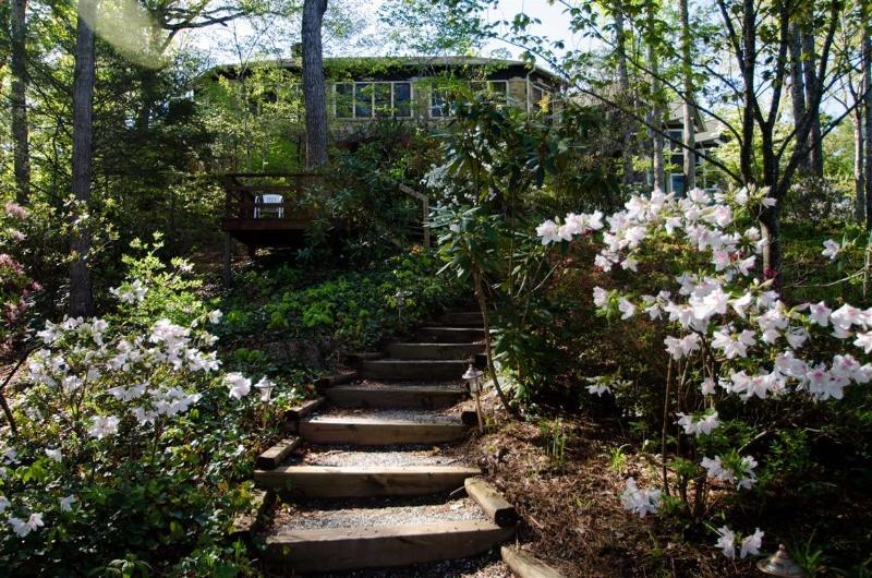 Lodge On Lake Lure Exterior photo